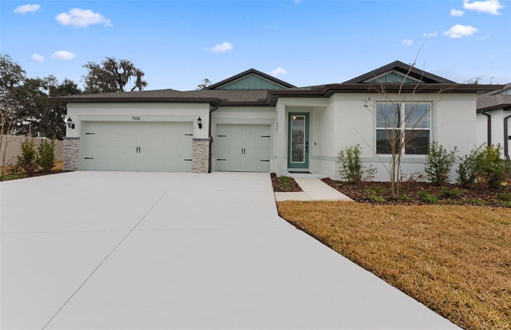 1506 JULINGTON COURT ZEPHYRHILLS, FL 33540