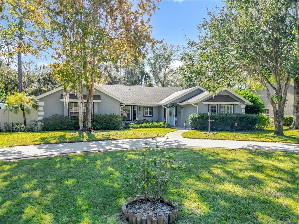 1014 PINE TREE DRIVE EUSTIS, FL 32726