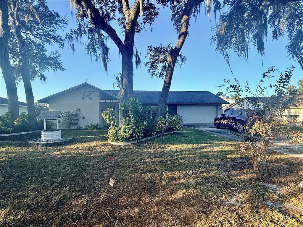 8775 HEATHER BOULEVARD WEEKI WACHEE, FL 34613