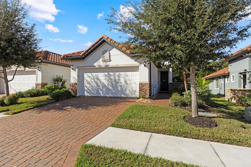 4138 SOLAMOR STREET LAKELAND, FL 33810