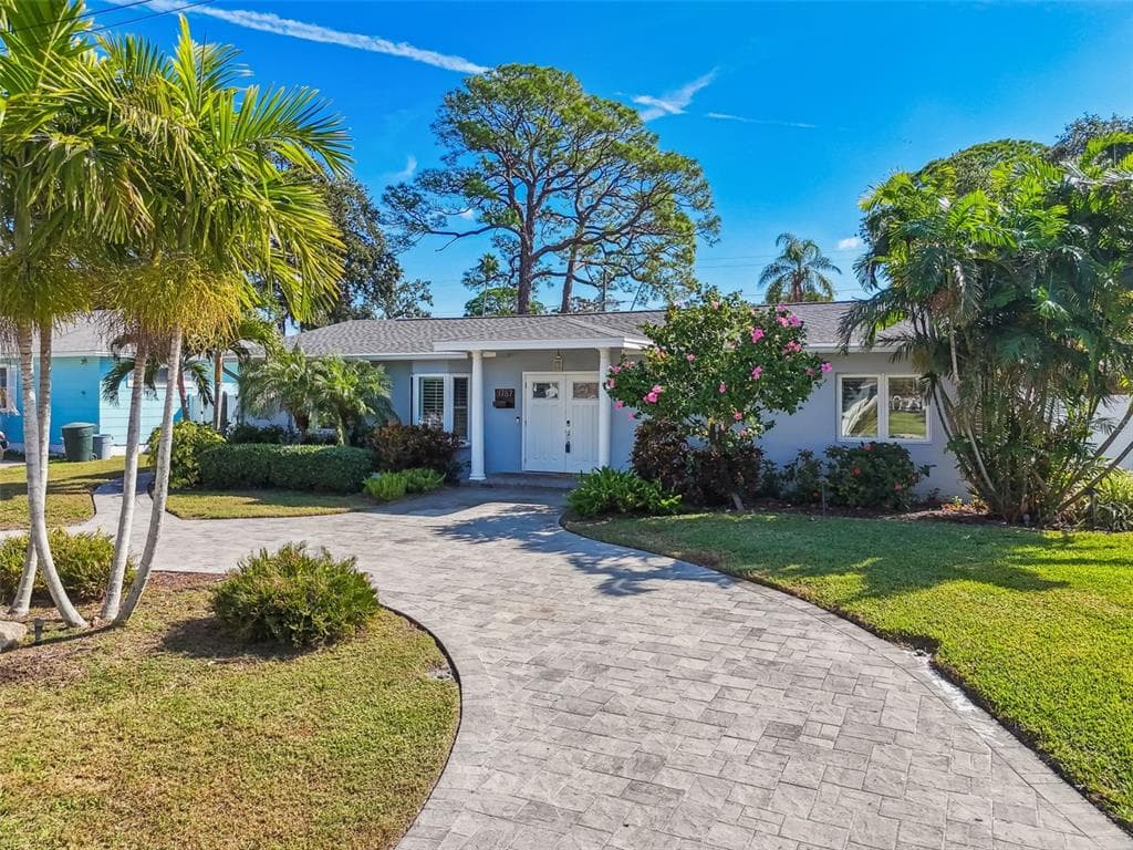 1787 SANTA BARBARA DRIVE