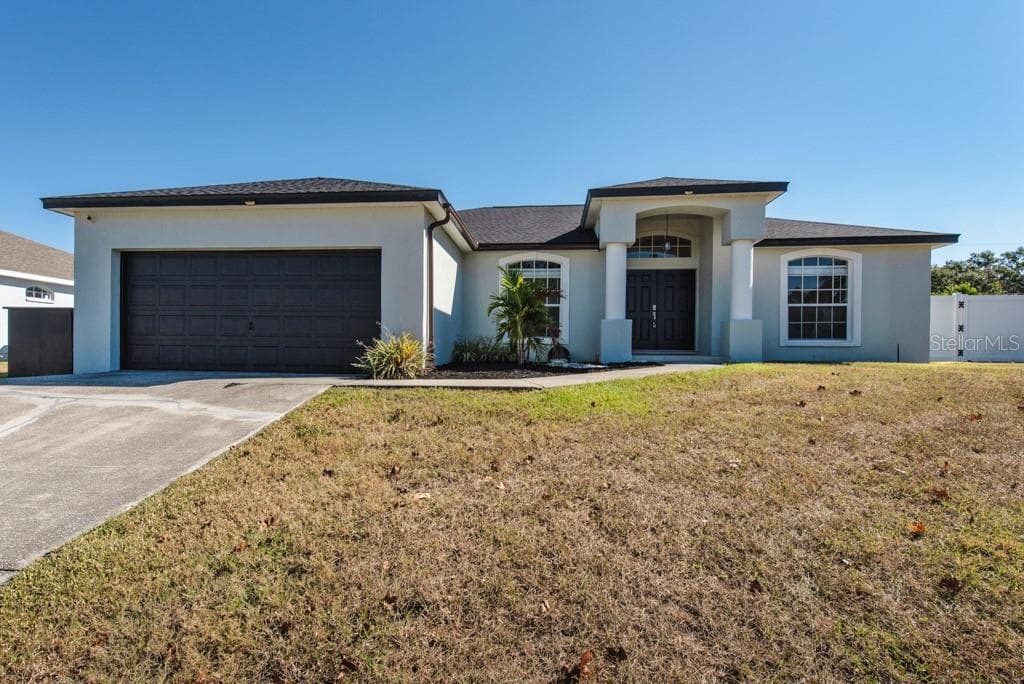 5658 FISCHER DRIVE LAKELAND, FL 33812