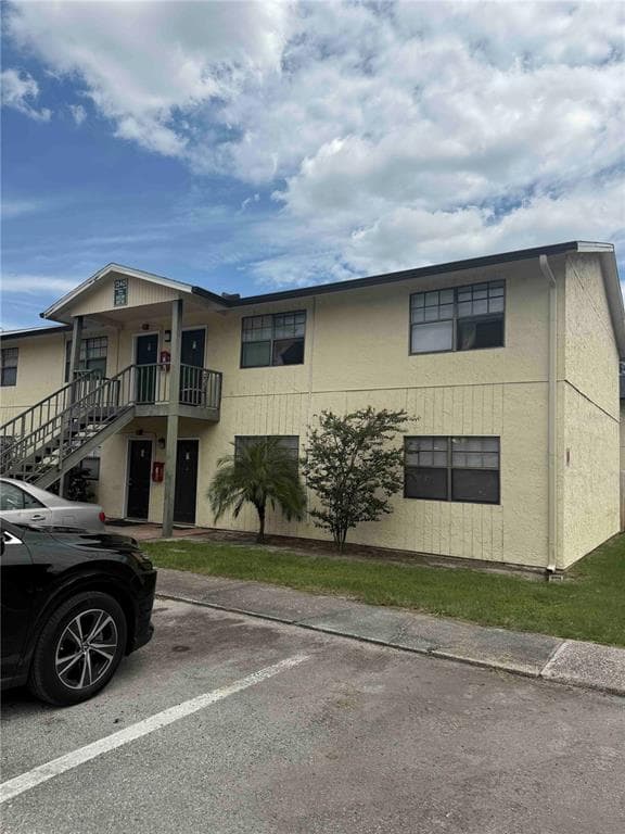 12401 HIBISCUS OAK PLACE UNIT 101 TAMPA, FL 33612
