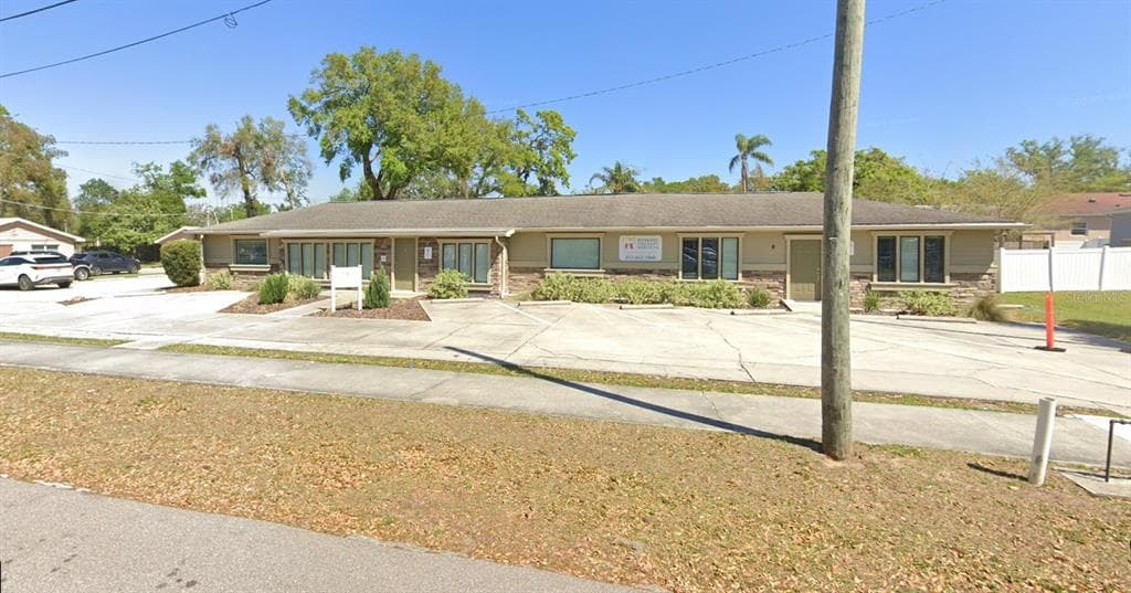 203 RIDGEWOOD AVENUE BRANDON, FL 33510
