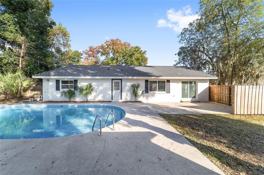 1112 SE 44TH AVENUE OCALA, FL 34471