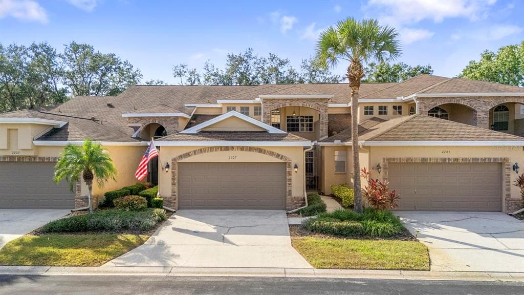 2207 PRESERVATION DRIVE UNIT 2207 PLANT CITY, FL 33566