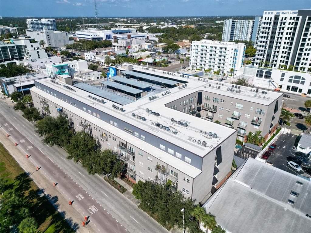 1010 CENTRAL AVENUE UNIT 427 ST PETERSBURG, FL 33705