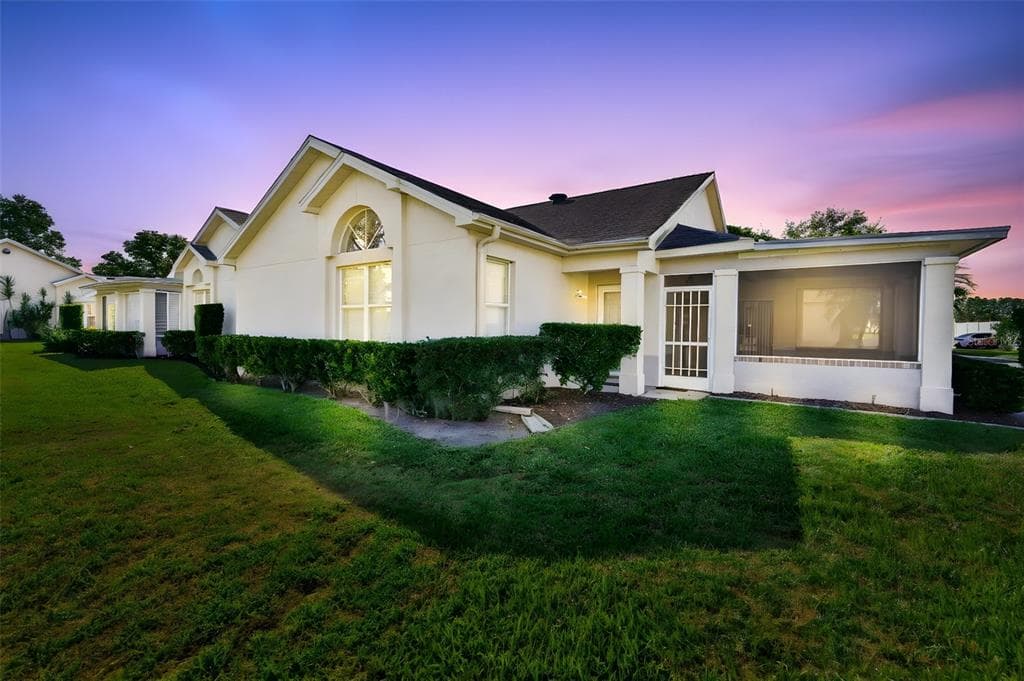 3713 MOLLIE LANE RUSKIN, FL 33573