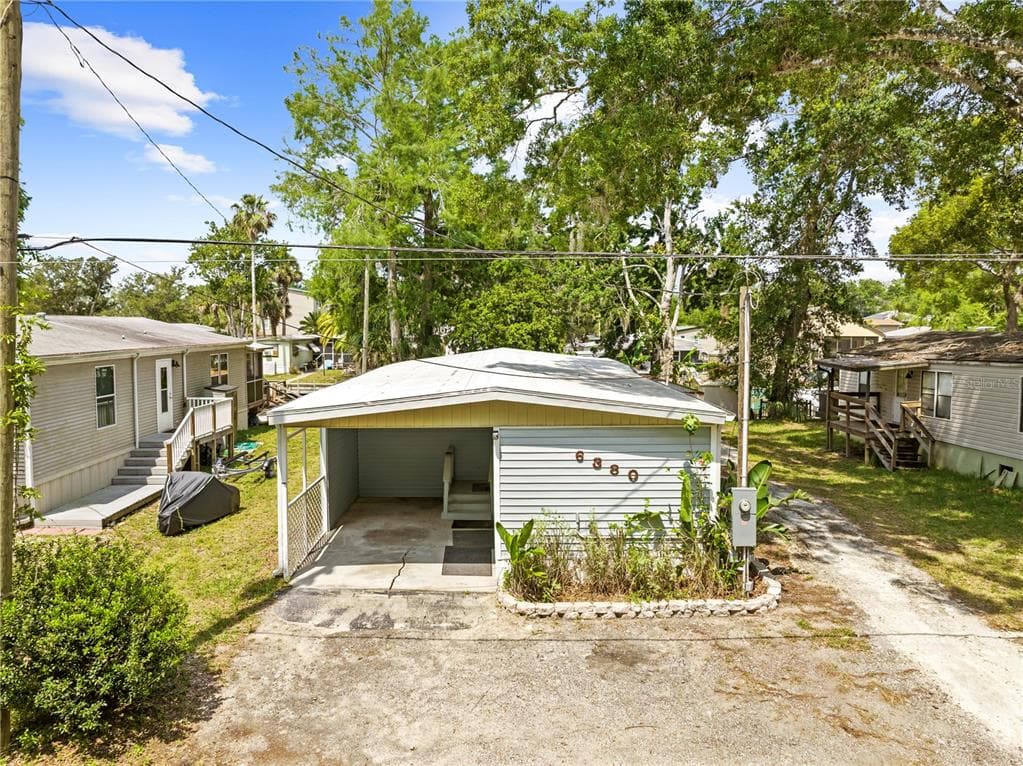 6380 RICHARD DRIVE WEEKI WACHEE, FL 34607