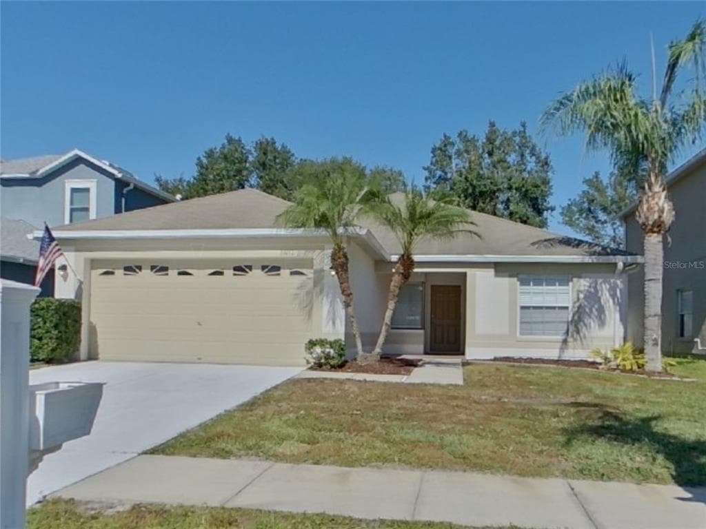 31017 STONE ARCH AVENUE WESLEY CHAPEL, FL 33545