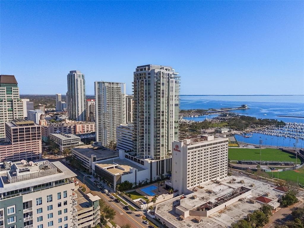 301 1ST STREET S UNIT 1807 ST PETERSBURG, FL 33701