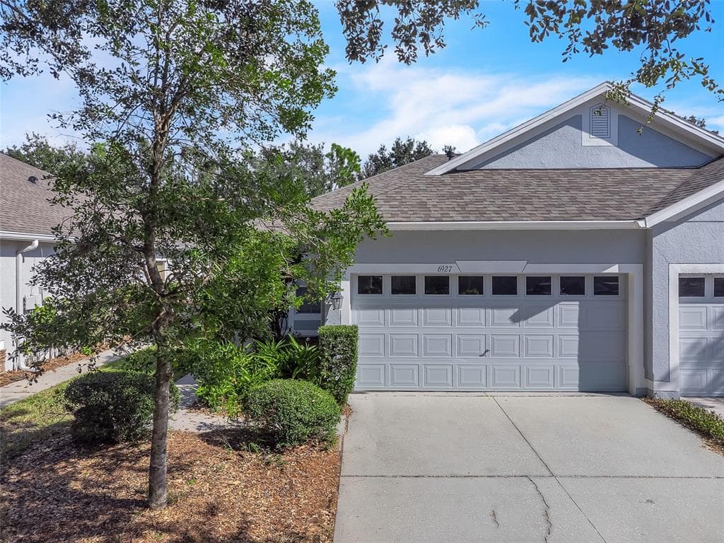 6927 SURREY HILL PLACE APOLLO BEACH, FL 33572
