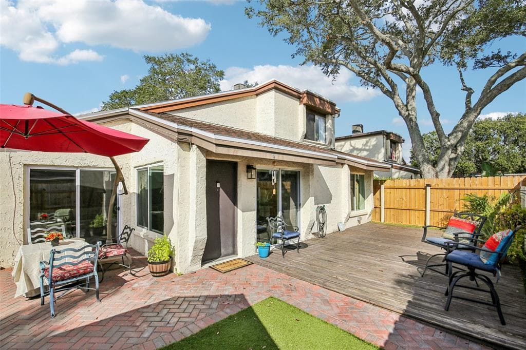 2095 SUNSET POINT ROAD UNIT 1604 CLEARWATER, FL 33765