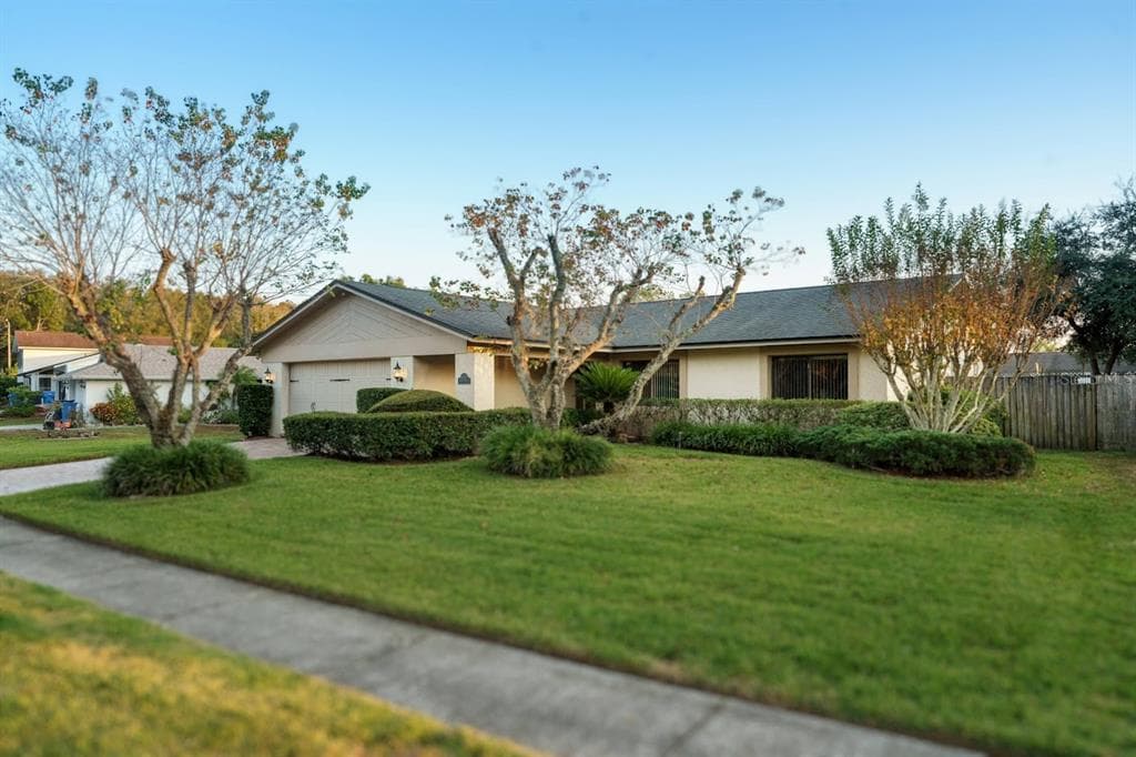 16717 NORWOOD DRIVE TAMPA, FL 33624