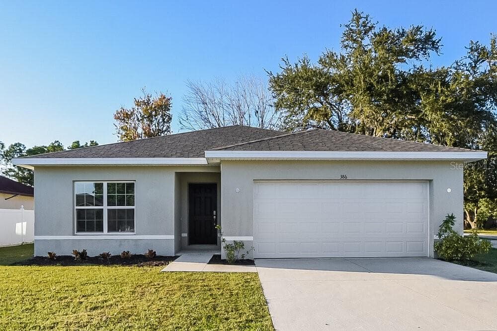 386 COLONADE COURT KISSIMMEE, FL 34758