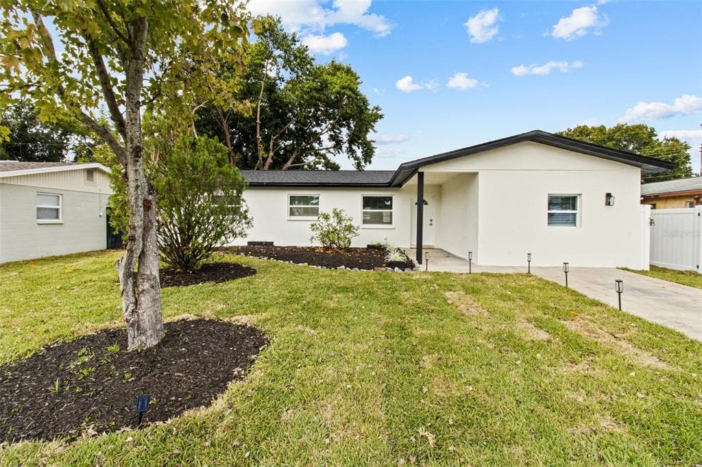 5035 93RD AVENUE N PINELLAS PARK, FL 33782