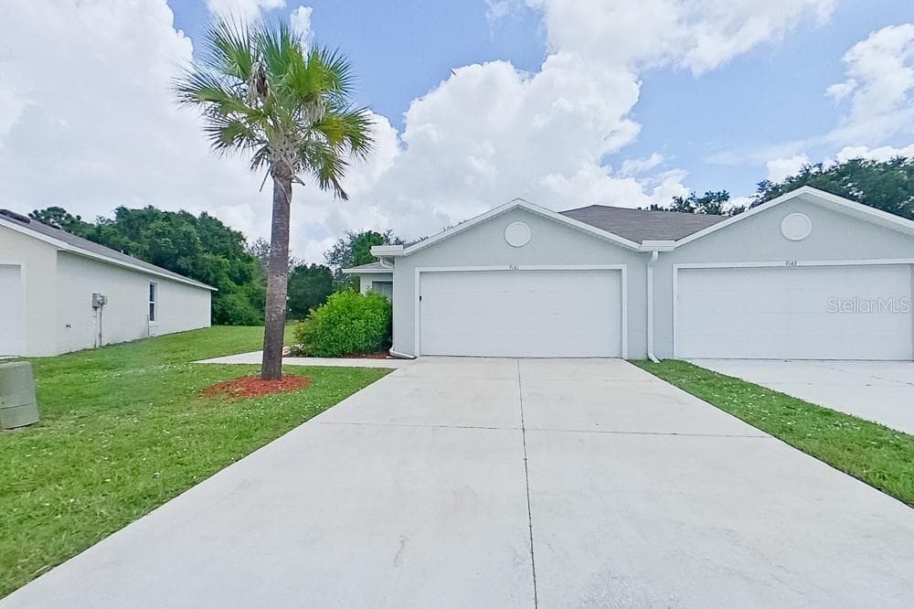 9141 AEGEAN CIRCLE LEHIGH ACRES, FL 33936