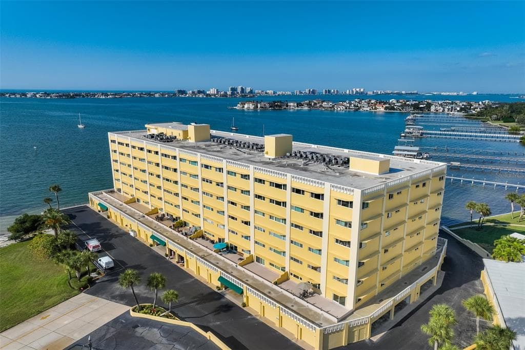 100 BLUFF VIEW DRIVE UNIT 115C BELLEAIR BLUFFS, FL 33770