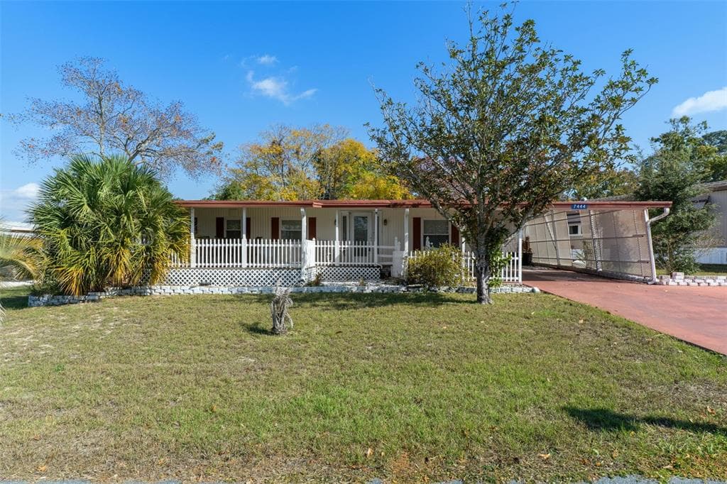 7444 HIGHPOINT BOULEVARD BROOKSVILLE, FL 34613