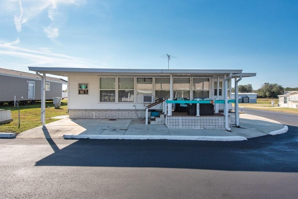 38130 MCDONALD STREET UNIT 40 DADE CITY, FL 33525