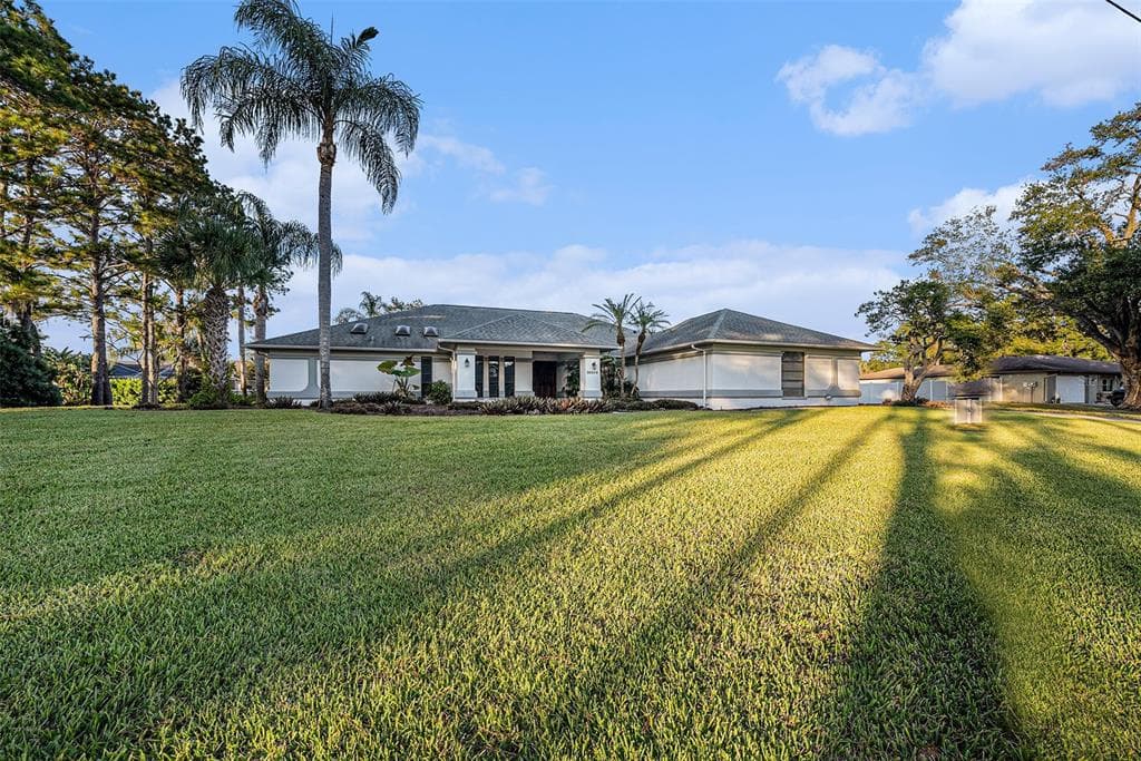 35019 DOLPHIN LAKE DRIVE ZEPHYRHILLS, FL 33541