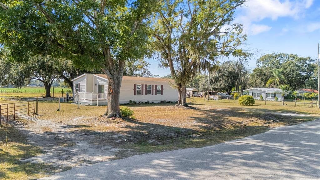 3205 MURRAY FARMS ROAD PLANT CITY, FL 33566