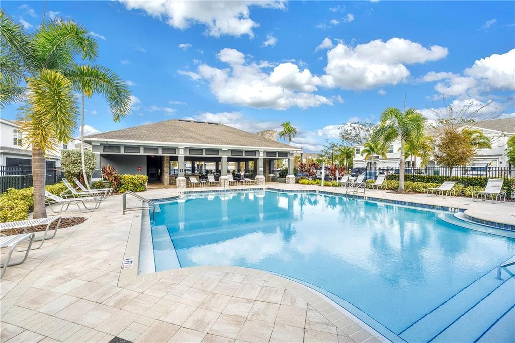 8637 DAYDREAM STREET SARASOTA, FL 34238