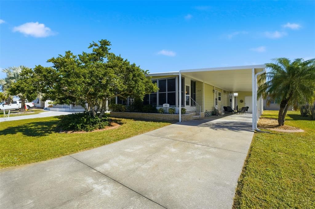 144 SEAWARD WAY NORTH PORT, FL 34287