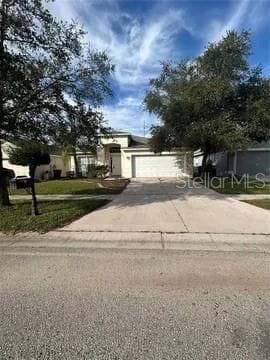 8216 CARRIAGE POINTE DRIVE GIBSONTON, FL 33534
