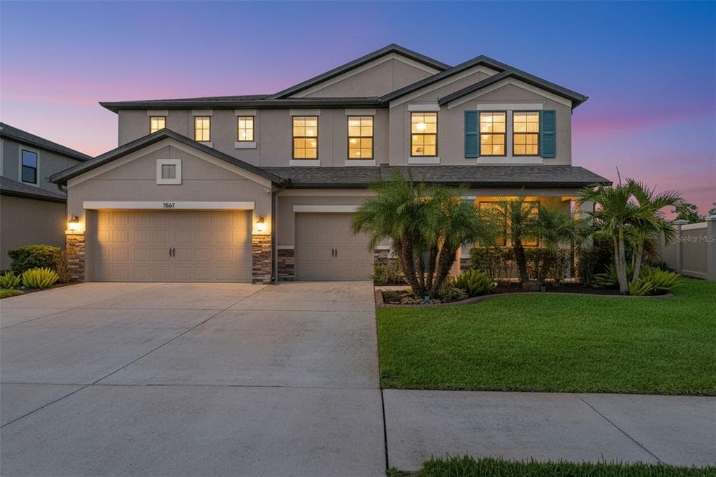7667 SWEETER TIDE TRAIL WESLEY CHAPEL, FL 33545