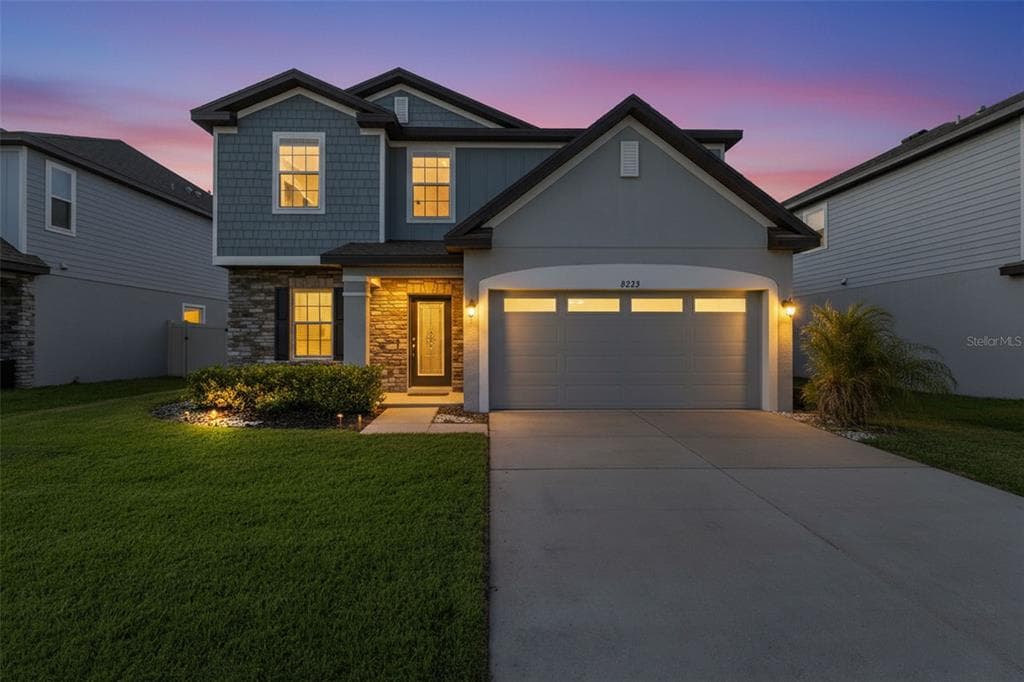 8223 ABBY BROOKS CIRCLE WESLEY CHAPEL, FL 33545