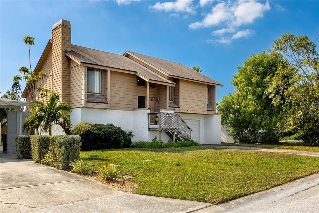 503 JANICE PLACE INDIAN ROCKS BEACH, FL 33785