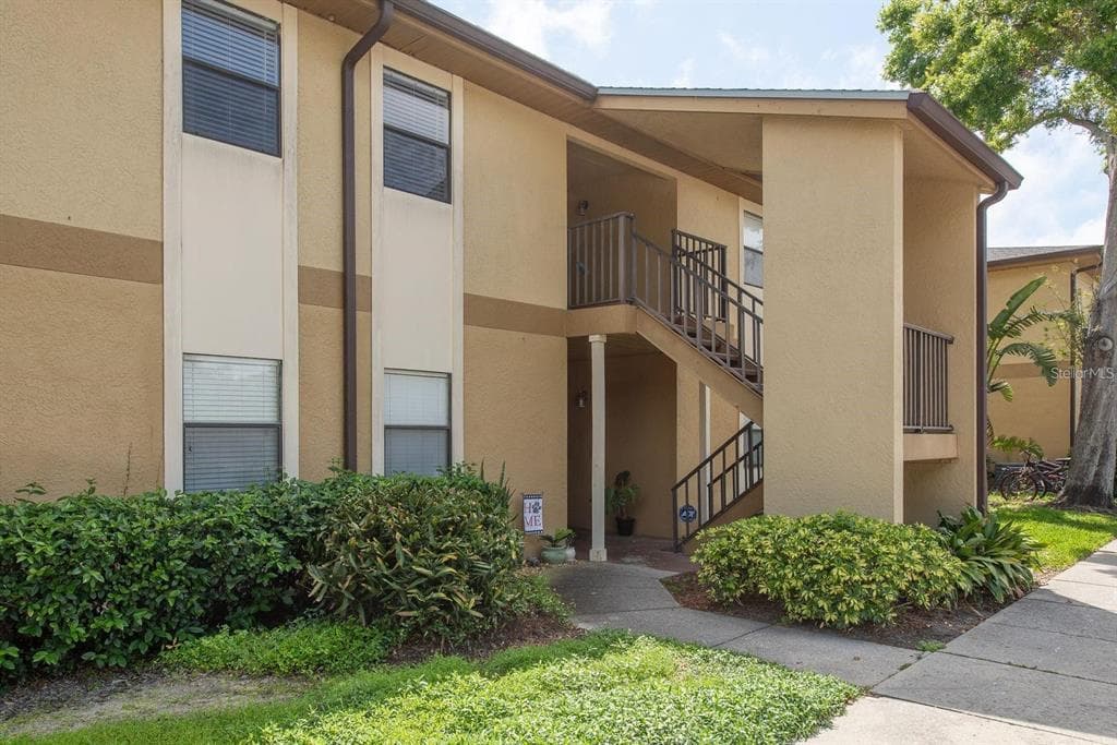 12293 SAILWINDS DRIVE UNIT 206 LARGO, FL 33773