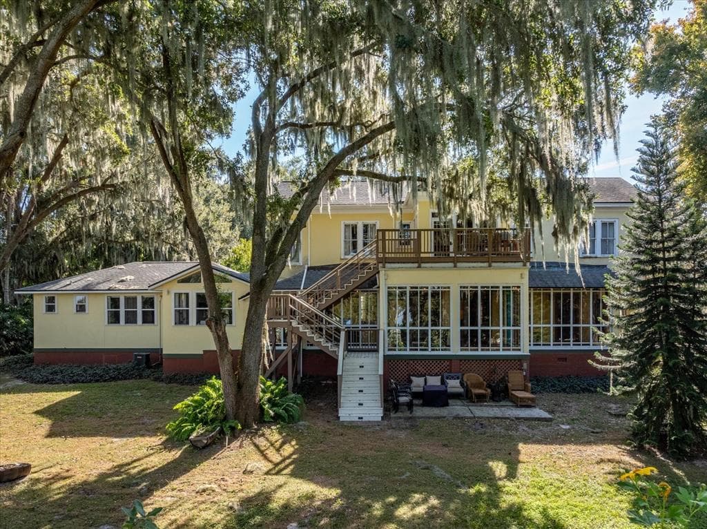 620 N TUBB STREET OAKLAND, FL 34760