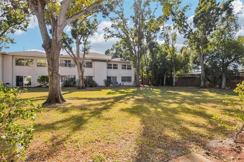 7570 92ND STREET UNIT 104C SEMINOLE, FL 33777