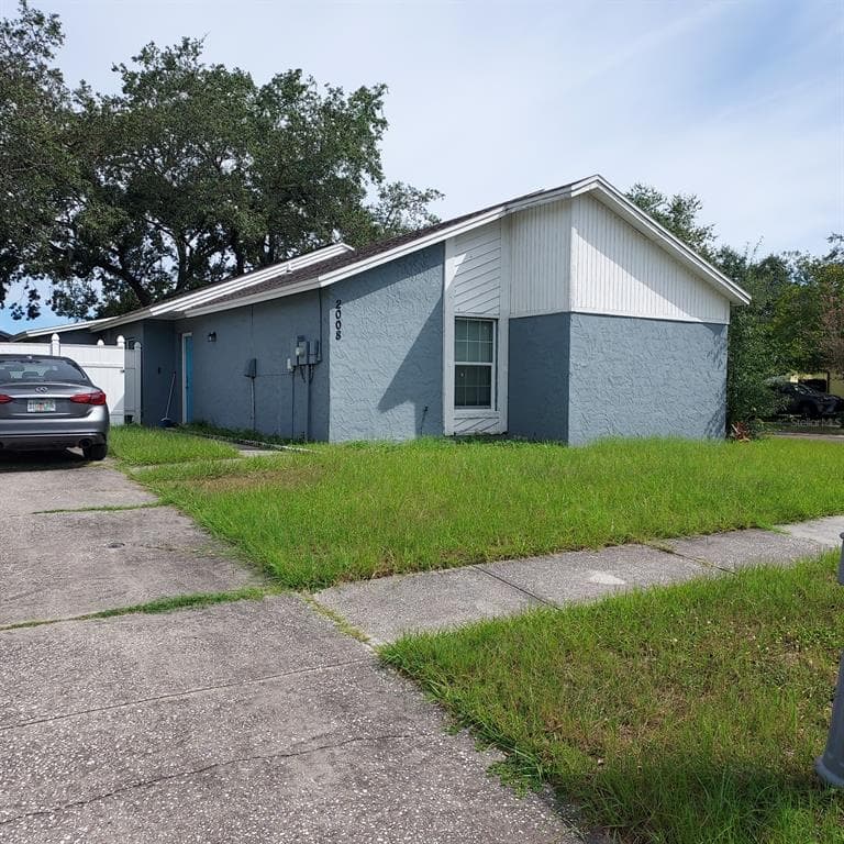 2008 GREGORY DRIVE TAMPA, FL 33613