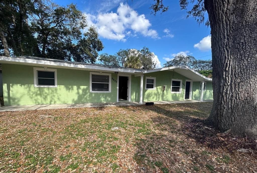 5803 DELAWARE AVENUE NEW PORT RICHEY, FL 34652