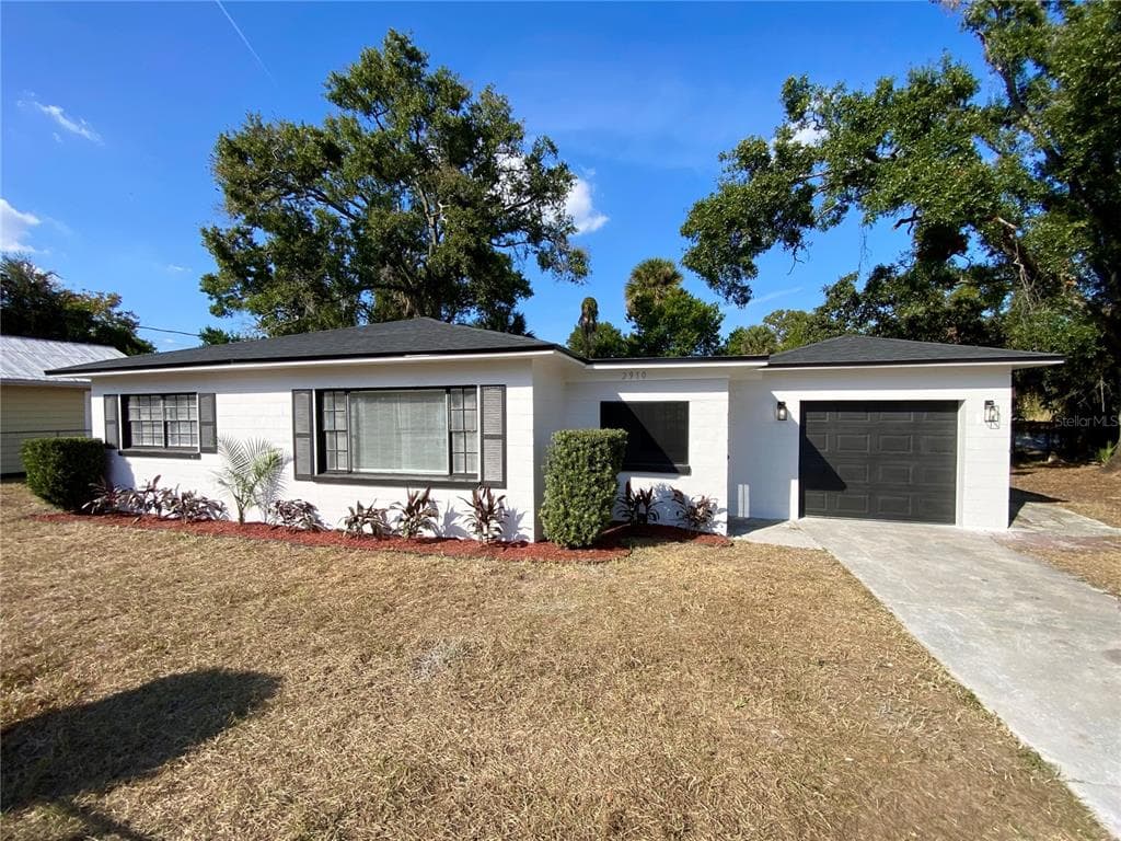 2910 E IDA STREET TAMPA, FL 33610