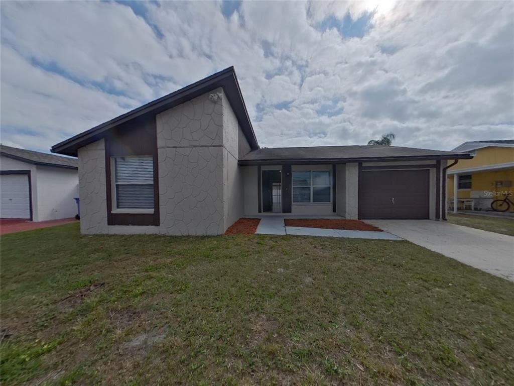 10108 HICKORY HOLLOW COURT TAMPA, FL 33615