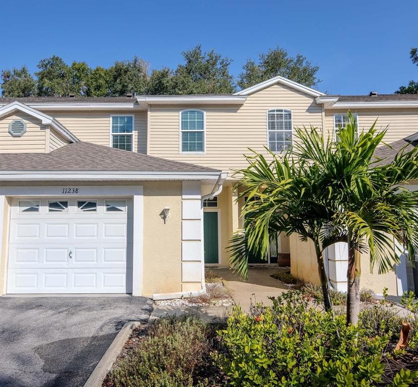 11238 CEDAR HOLLOW LANE TAMPA, FL 33618