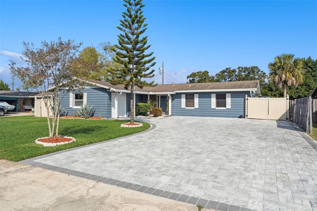 831 NANA AVENUE ORLANDO, FL 32809
