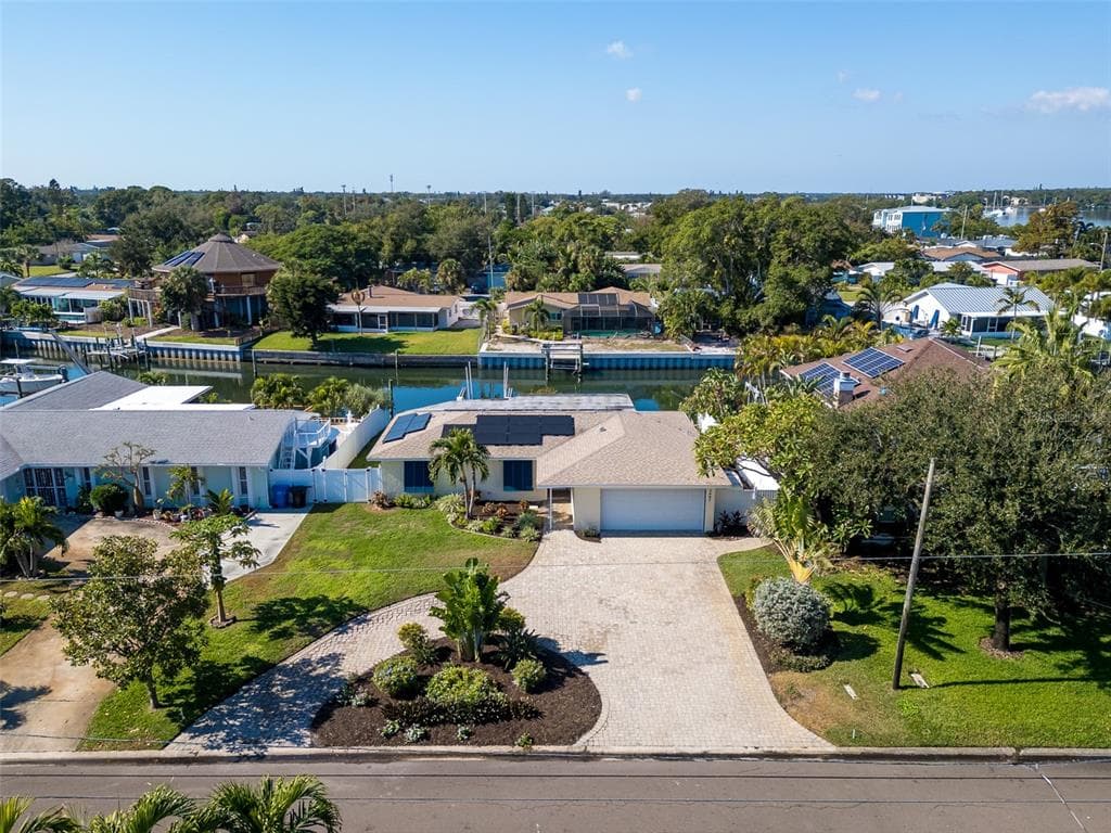 3497 COQUINA KEY DRIVE SE ST PETERSBURG, FL 33705