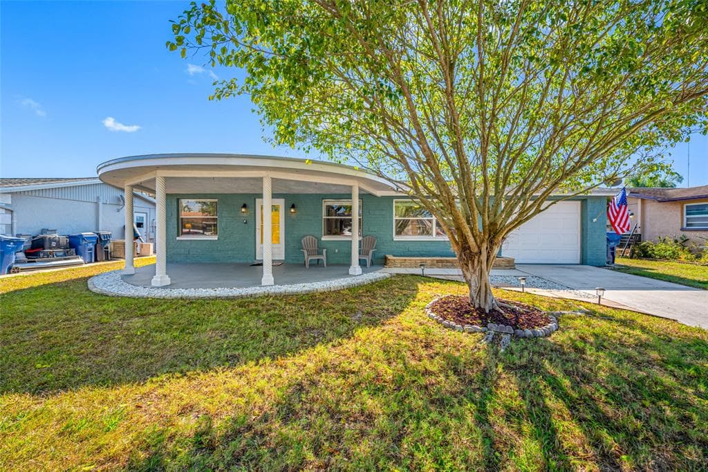 3446 HOOVER DRIVE HOLIDAY, FL 34691