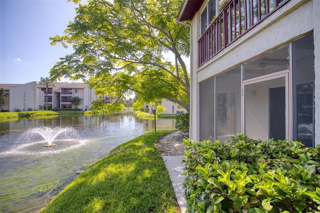 3865 S LAKE DRIVE UNIT 148 TAMPA, FL 33614