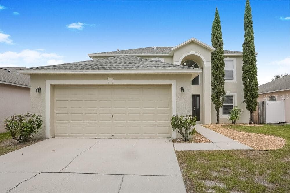 12726 KINGS LAKE DRIVE GIBSONTON, FL 33534