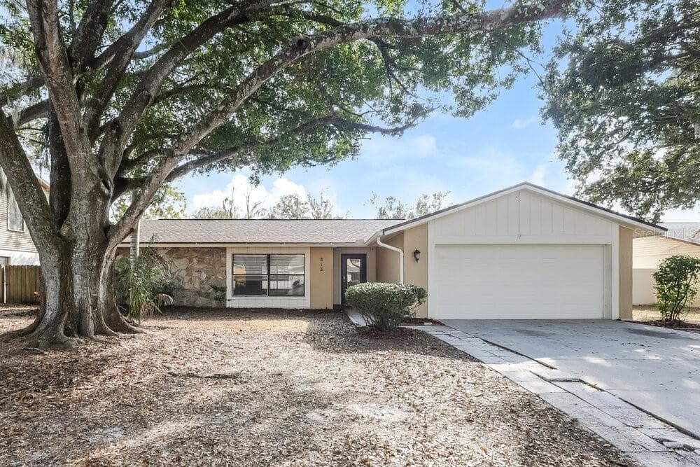 813 REGAL PALM COURT BRANDON, FL 33510