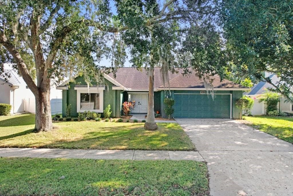 2027 DARLINGTON OAK DRIVE SEFFNER, FL 33584