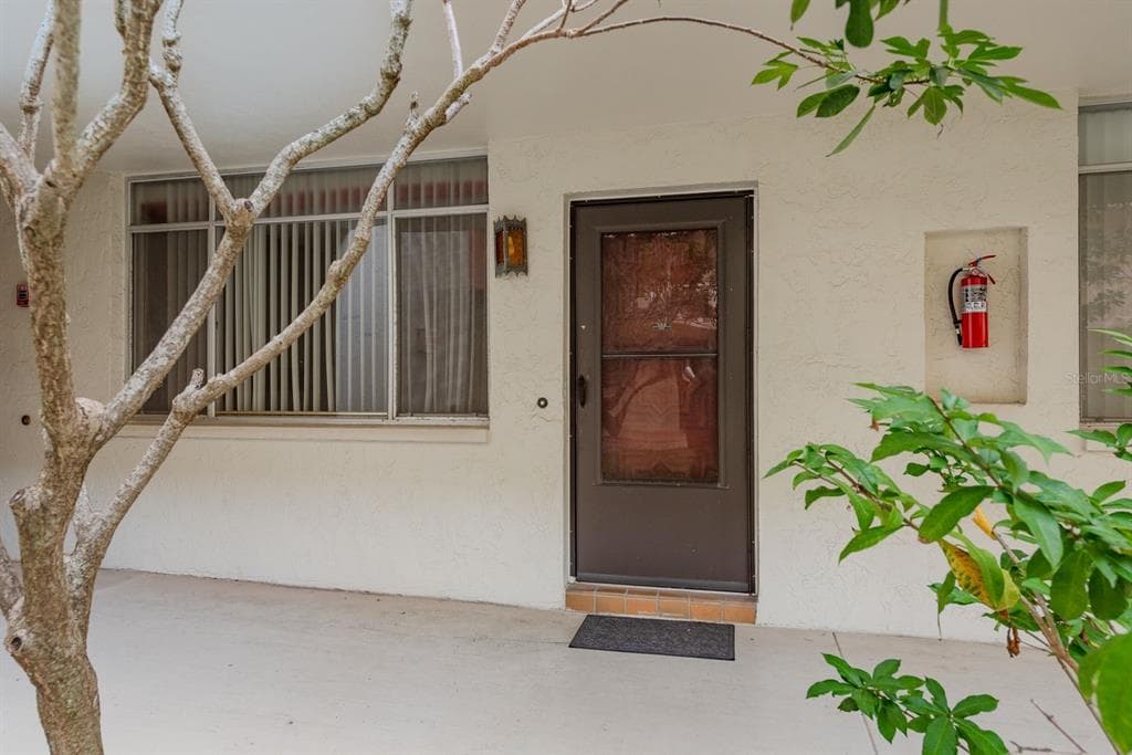 2630 PEARCE DRIVE UNIT 102 CLEARWATER, FL 33764