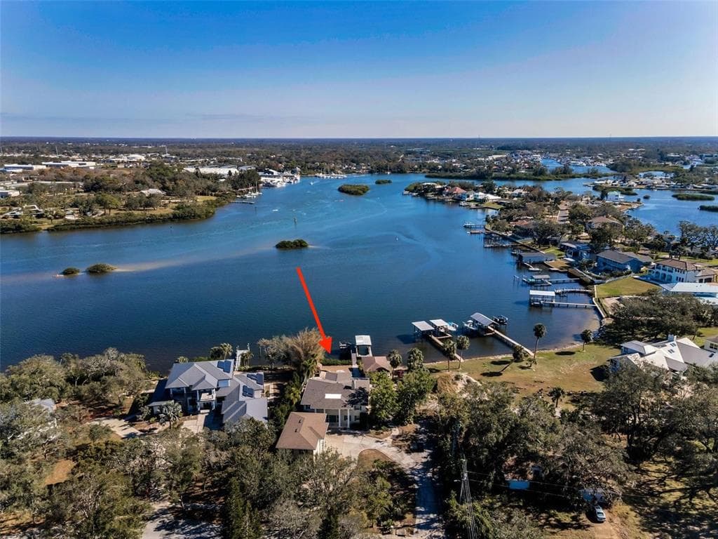1302 BELCHER DRIVE