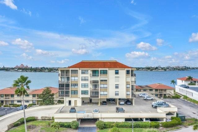 6279 SUN BOULEVARD UNIT 304